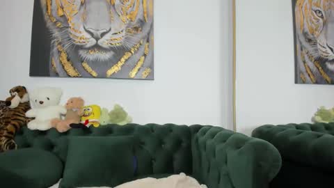 Snapshot of megpalmer chatting on 05.01.26 megpalmer online show from 05.01.26