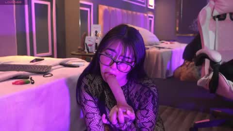 Snapshot of mekari_doll chatting on 04.18.26 Mekari . online show from 04.18.26