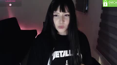 Snapshot of meko_hzu chatting on 05.24.26 WETWATERMELL online show from 05.24.26