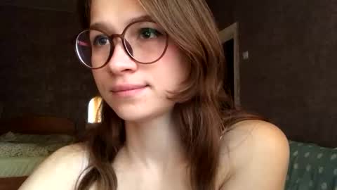 Snapshot of mekyy_no_neko chatting on 09.27.25 Mekyy online show from 09.27.25