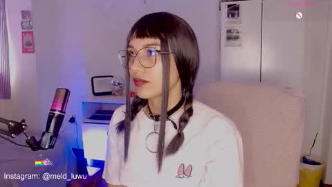 Melissa  -  -  Please help me to reach 100 thumbs up online show from 01.07.26