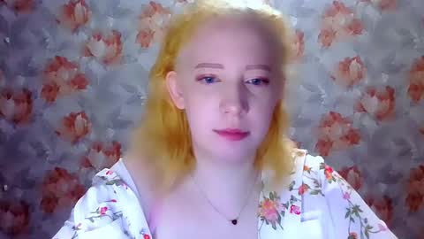 Snapshot of mel_mellie chatting on 04.24.26 Mel Mellie online show from 04.24.26
