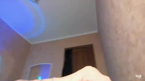 Snapshot of mela911carrera chatting on 11.25.25 Start every day 2000 - 700 online show from 11.25.25