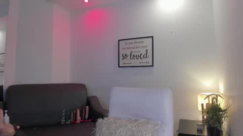 melan_owen online show from 11.30.25