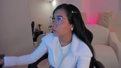 Snapshot of melan_owen chatting on 07.12.26 melan_owen online show from 07.12.26