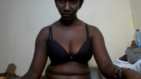 Snapshot of melanated_ass chatting on 06.11.26 melanin online show from 06.11.26