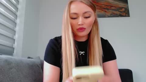Melania online show from 05.09.26