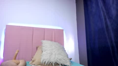 MELANI - online show from 02.20.25