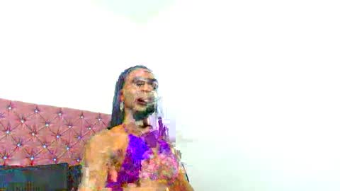 Snapshot of melanie_escobar chatting on 12.16.24 Melanie online show from 12.16.24