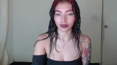 Melanie roux  online show from 02.16.25