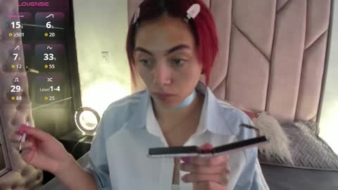 Melanie roux  online show from 11.10.25