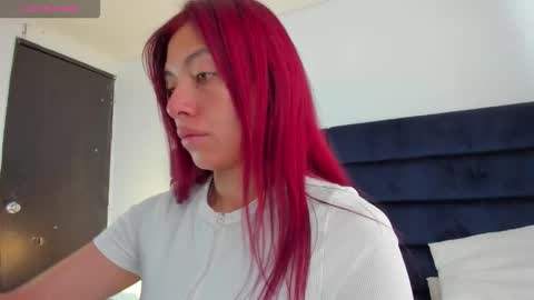 Snapshot of melanie_roux_ chatting on 02.26.26 Melanie roux online show from 02.26.26