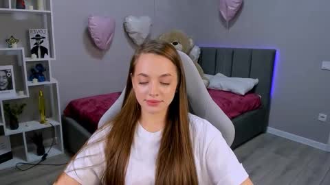 MelanieAlves online show from 03.26.26