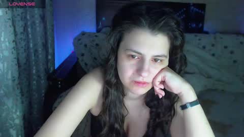 Snapshot of melaniemoor chatting on 01.05.25 Melanie Milena online show from 01.05.25