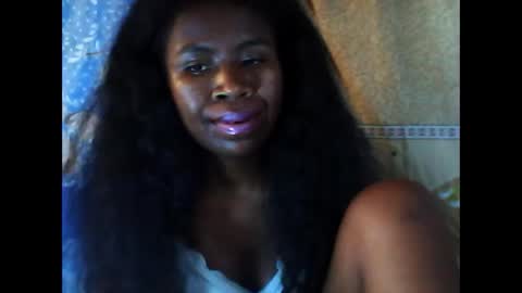 Snapshot of melanih chatting on 02.20.25 melanih online show from 02.20.25