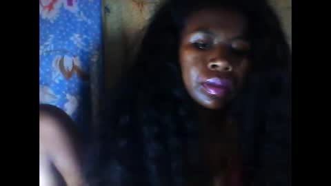Snapshot of melanih chatting on 02.27.25 melanih online show from 02.27.25
