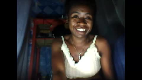 Snapshot of melanih chatting on 04.19.26 melanih online show from 04.19.26