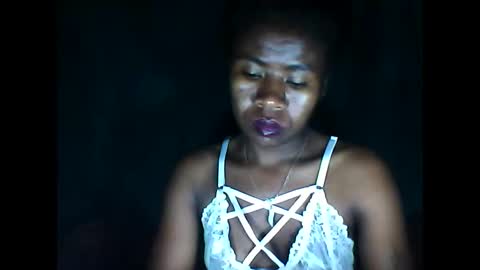 Snapshot of melanih chatting on 04.24.26 melanih online show from 04.24.26