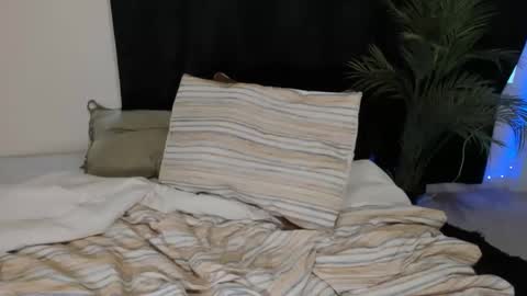 melaninmelanix online show from 01.22.25