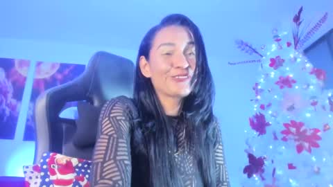 melannia_hills online show from 12.19.24