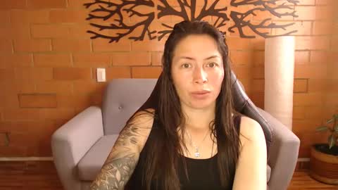 Melanny online show from 11.22.25