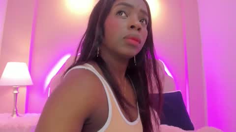 Melanie online show from 10.05.25