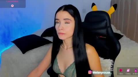 melanyrouse1 online show from 11.18.25