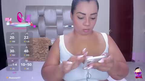 Snapshot of melanyshayk chatting on 10.01.25 Melany online show from 10.01.25