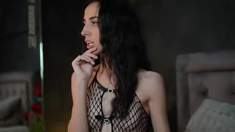 Snapshot of melanysoul chatting on 09.18.25  Melany  online show from 09.18.25