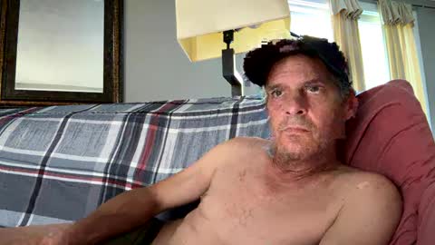 Snapshot of melays1972 chatting on 09.22.25 Tan lines online show from 09.22.25