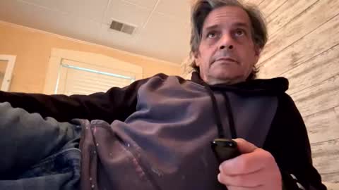 Snapshot of melays1972 chatting on 03.04.26 Tan lines online show from 03.04.26