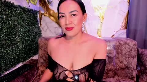 Snapshot of meleekxxx chatting on 05.14.26 MeleekXXX online show from 05.14.26