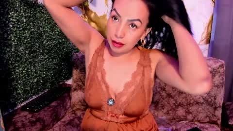 Snapshot of meleekxxx chatting on 05.27.26 MeleekXXX online show from 05.27.26