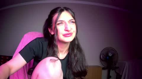 Snapshot of melena_caramel chatting on 05.22.26 melena_caramel online show from 05.22.26