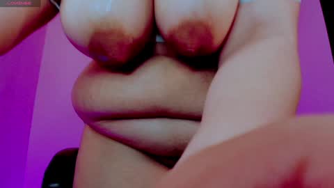 amelia  online show from 01.04.25