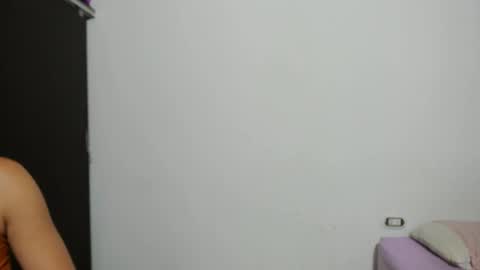 Snapshot of meli_mejia_18 chatting on 03.01.25 Meli Mejia online show from 03.01.25