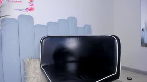 Snapshot of meli_mell chatting on 05.31.26 Meli online show from 05.31.26