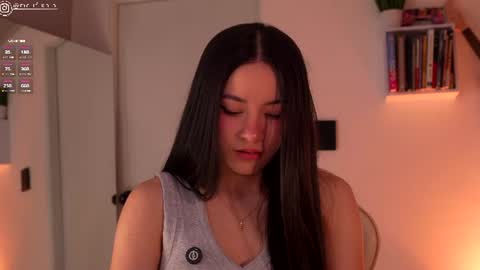 Snapshot of meliflua_a chatting on 07.27.26 Meli online show from 07.27.26