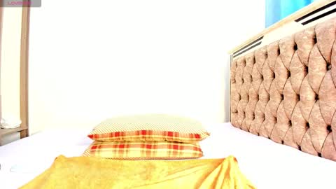 rose online show from 10.29.25