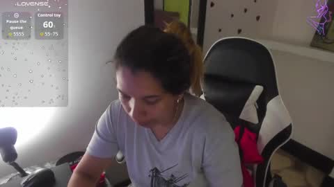 Snapshot of melisa_14 chatting on 05.20.26 Melisa online show from 05.20.26