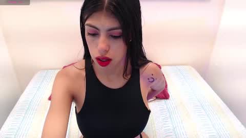 Snapshot of melisa_torrez chatting on 06.19.26 melisa online show from 06.19.26