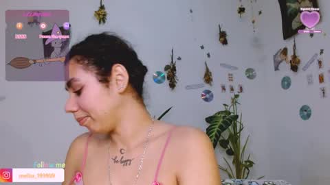Snapshot of meliss1 chatting on 04.19.26 melissa online show from 04.19.26