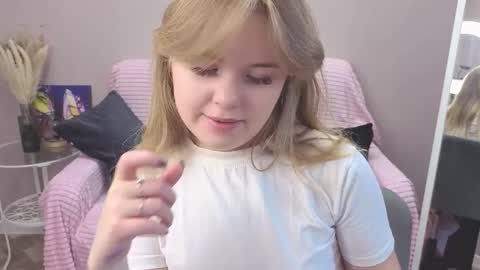 Sophia online show from 10.16.25