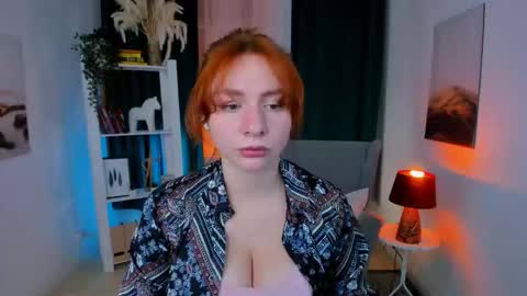 Snapshot of melissa_adamss chatting on 10.10.25 Melissa online show from 10.10.25