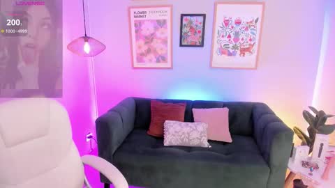 Snapshot of melissa_koster chatting on 10.17.25 Melissa 3 online show from 10.17.25