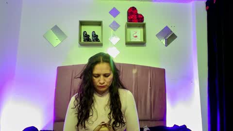 Snapshot of melissa_milf_of chatting on 02.22.25 MELISSA online show from 02.22.25