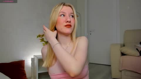 melissa_moooree online show from 02.24.26