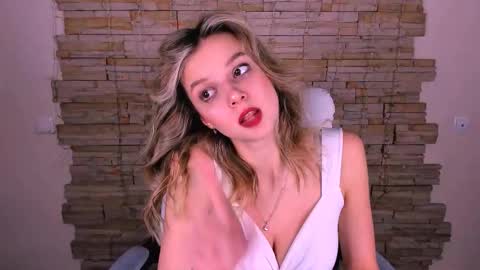 Melissa online show from 02.22.25