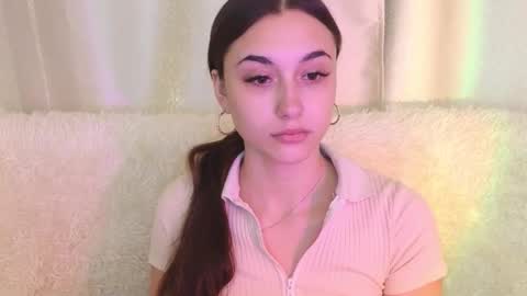 Snapshot of melissapristine chatting on 10.18.25 Mel online show from 10.18.25