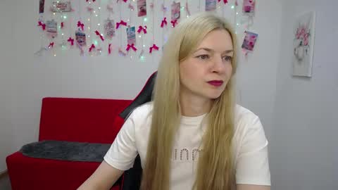Snapshot of melissatylerbb chatting on 05.26.26 Melissa online show from 05.26.26